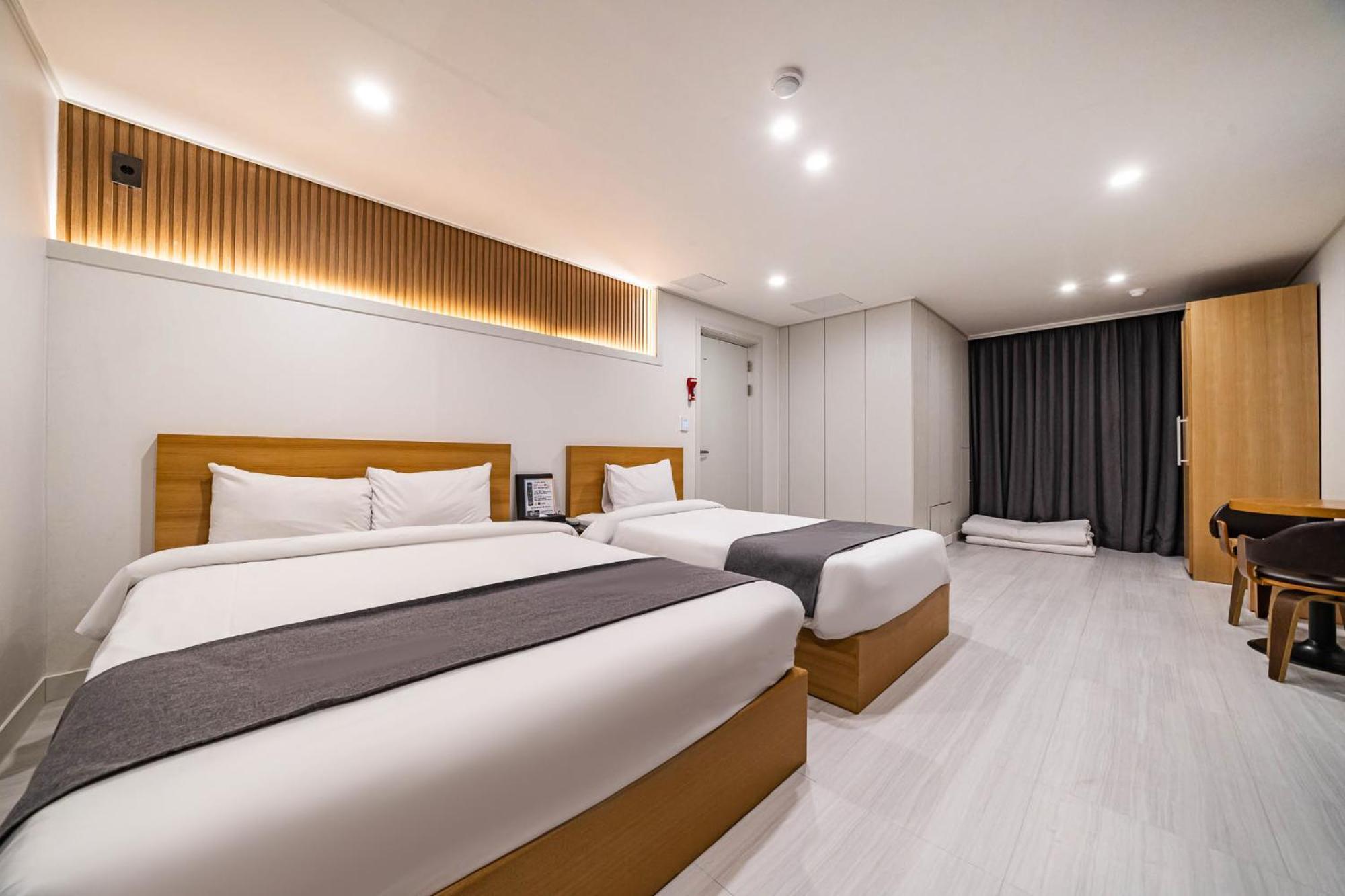 Sokcho Ritz Hotel Екстер'єр фото