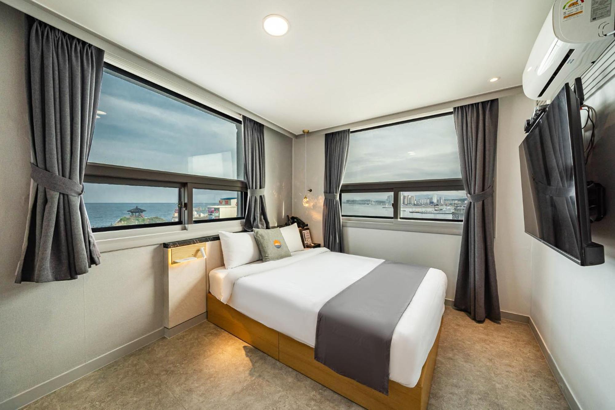 Sokcho Ritz Hotel Екстер'єр фото